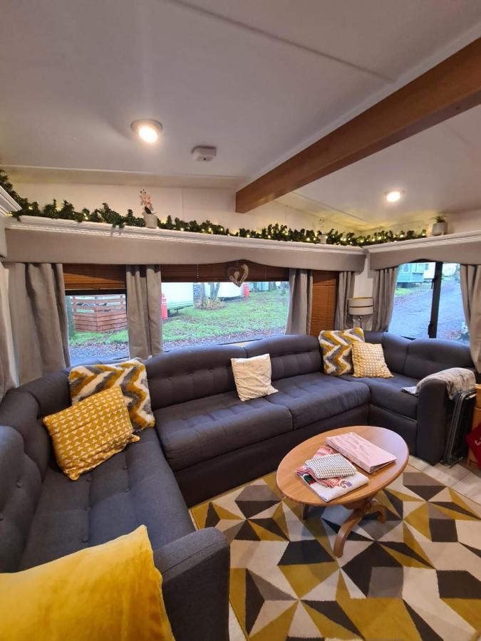 Unique Caravan With Outdoor Space Ballantrae Exterior photo